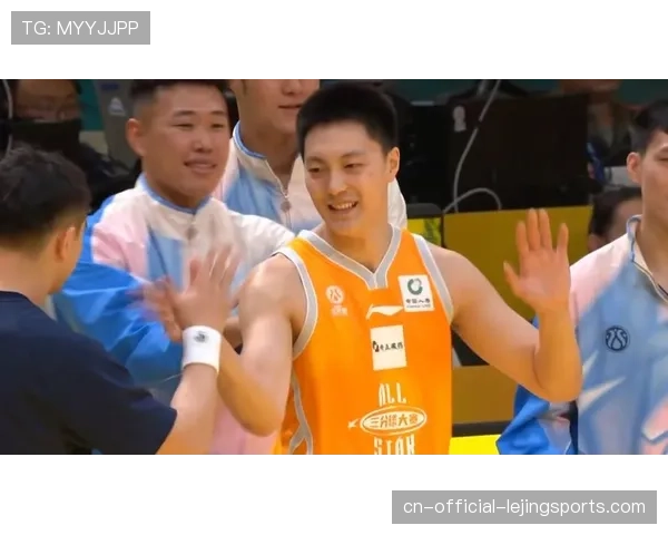 胡明轩加赛13中13夺三分王 投射稳定性达生涯新高度